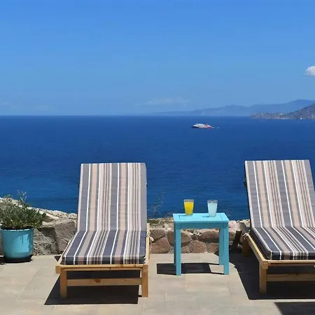 Holiday home Majestic Blue Mandrakia